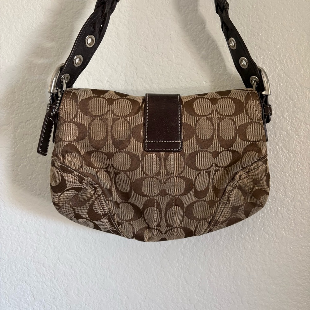 Y2K Coach Soho Signature Flap Buckle Small Canvas Shoulder Bag in Brown 060 6171 - Picture 6 of 11